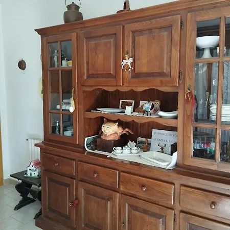 La Gazza Allegra アパート